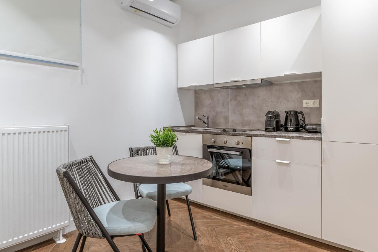 Phaedrus Living Luxury Studio Kolonaki Tsakalof Apartment Athens Exterior photo